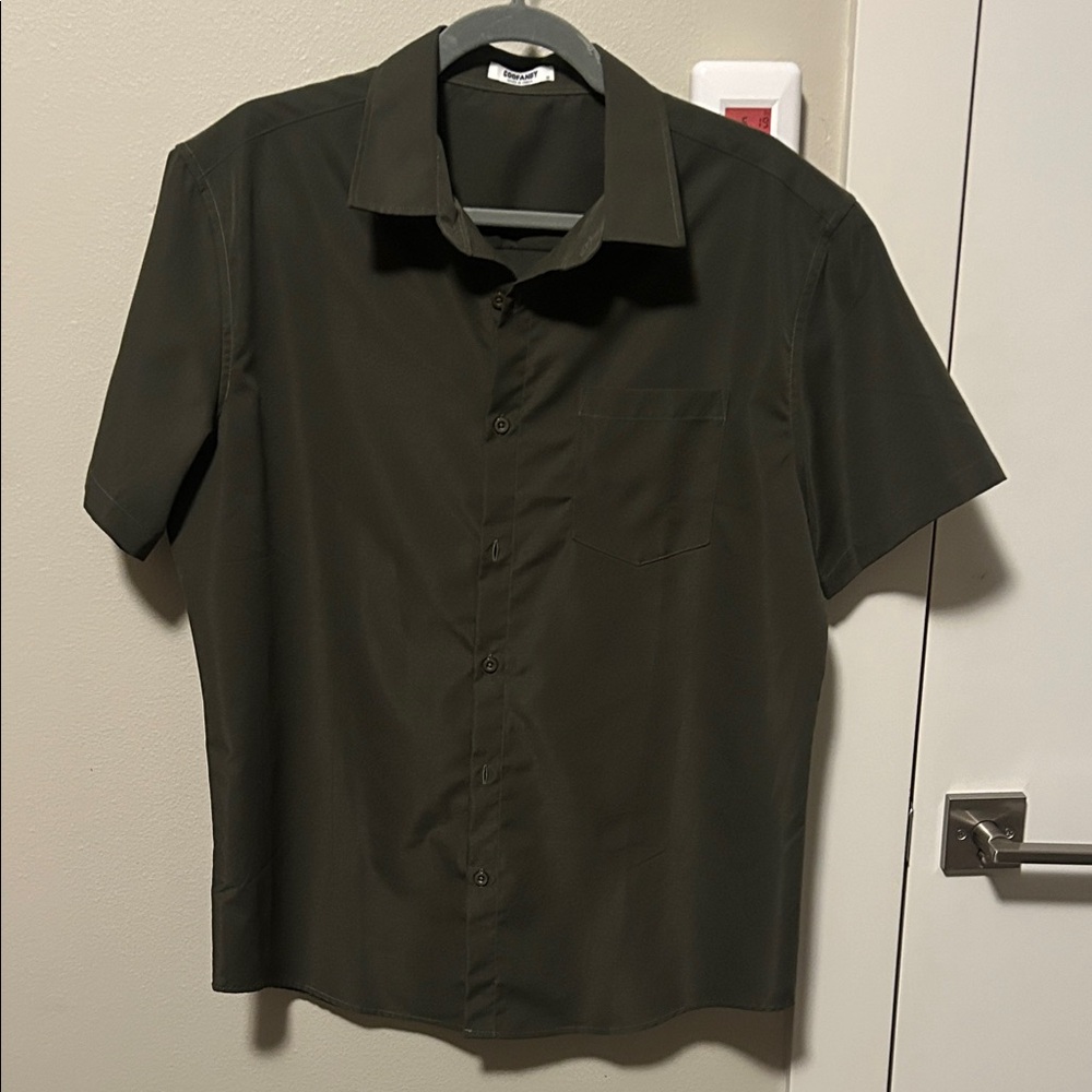Men's Dark Green Short Sleeve button up Shirt